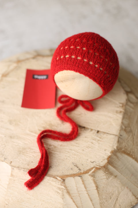 Eyelet Wave bonnet | {Poppy} | RTS