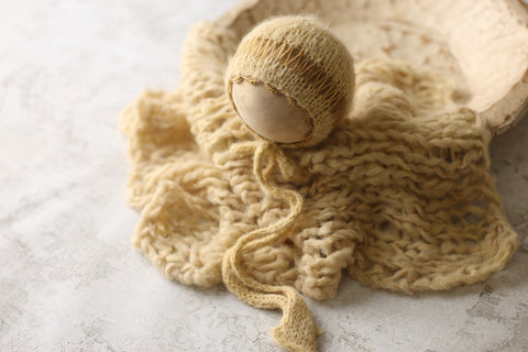 Collab: Prairie bonnet and FleurFotoKnits layer set | Frosted Mustard | RTS