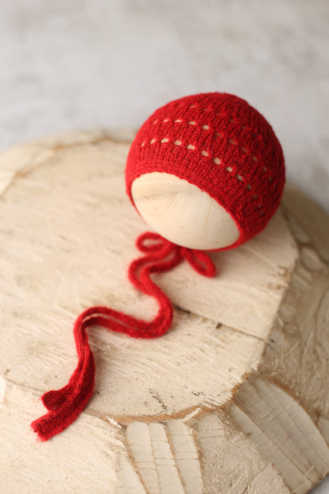 Eyelet Wave bonnet | {Poppy} | RTS