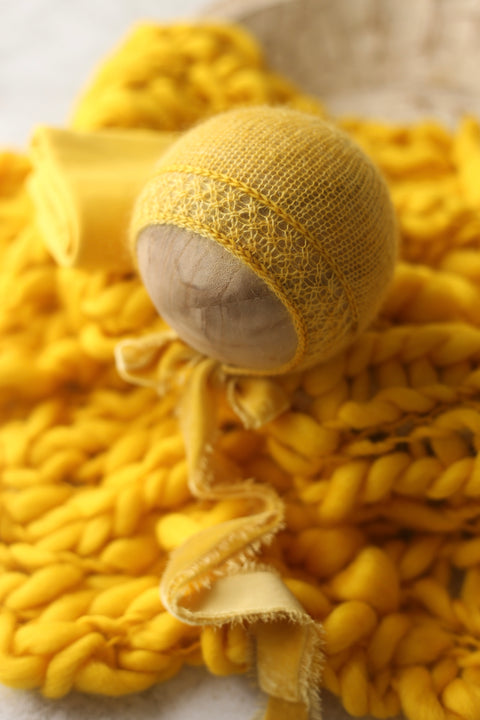 Enola bonnet, wrap and chunky layer | Blinded by Sun | RTS