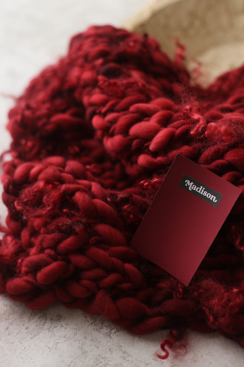 Bloody Mary mini blanket | Curly/No curls