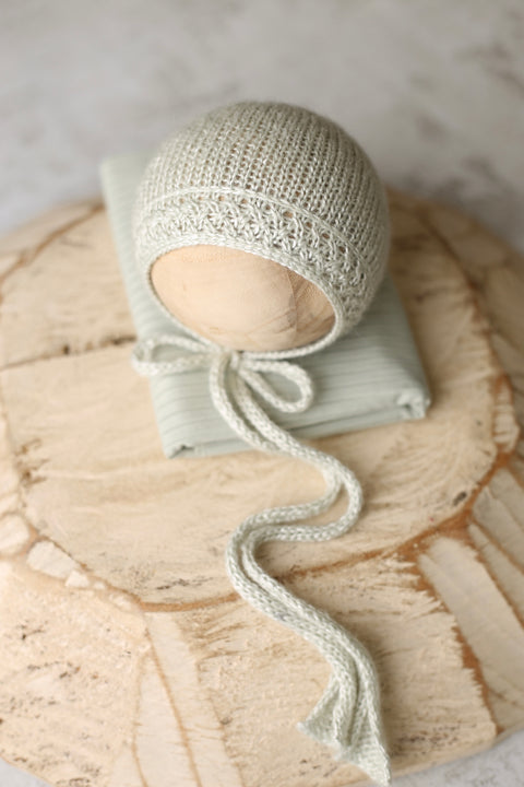 Enola bonnet and ribbed wrap set | Pistachio | RTS