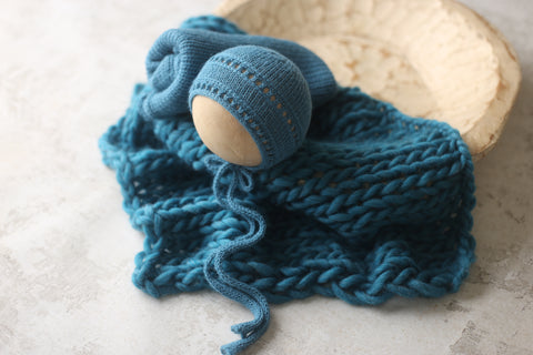 Kai bonnet, wrap and wool layer set | Peacock | RTS