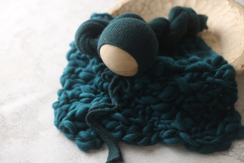 Bonnet, 65” knit wrap and chunky layer set | Atlantis | RTS