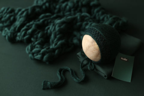 Enola bonnet, wrap, backdrop and/or Cedar chunky layer | Evergreen | RTS