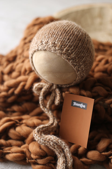 Half-Asher bonnet and chunky layer set | {Bantha}