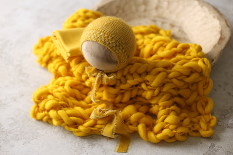 Enola bonnet, wrap and chunky layer | Blinded by Sun | RTS