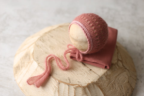 Eyelet Wave bonnet and darker wrap | Shy Blush | RTS
