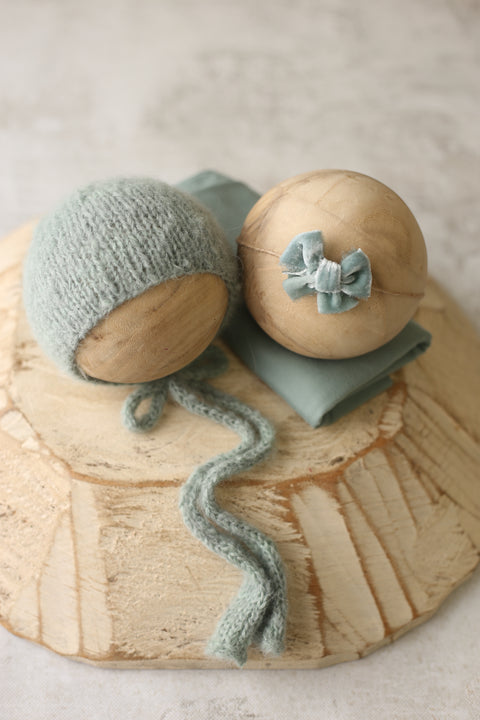 Collab: Bonnet and/or Golden Stitch bow tieback | Rain Forest | RTS