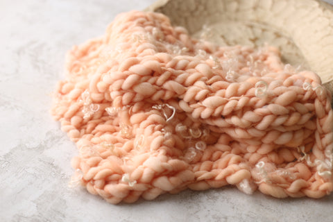 Peaches mini blanket | Curly/No curls