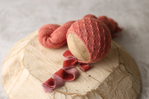 Drew bonnet w/velvet ties and wrap | Terra Coral | RTS