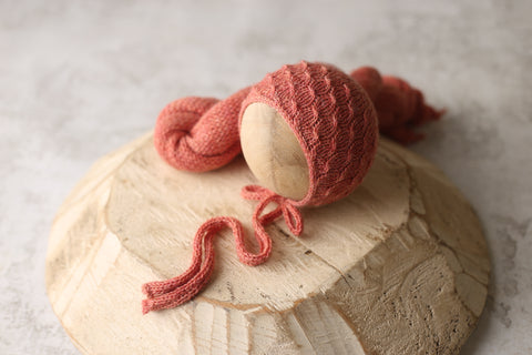 Drew bonnet w/knit ties and wrap | Terra Coral | RTS