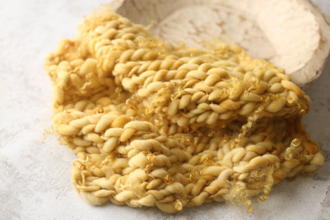 {Honeycomb} Mustard mini blanket | Curly/No curls