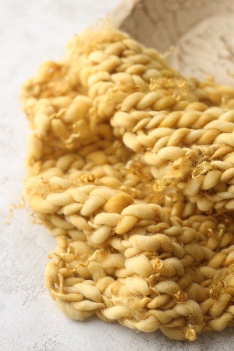 {Honeycomb} Mustard mini blanket | Curly/No curls