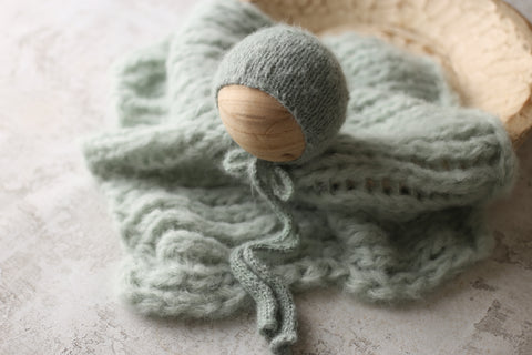 Bonnet and Floof layer | Rain Forest | RTS