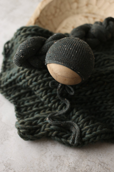 Tweed bonnet, wrap and wool layer set | Hunter | RTS