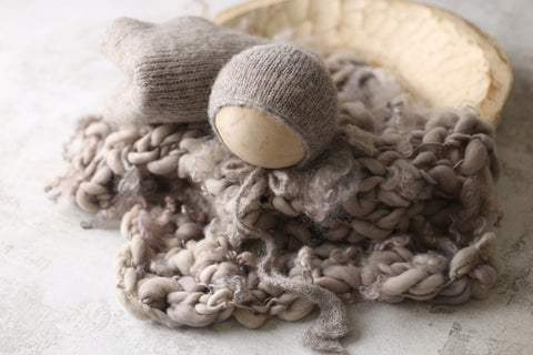 Micah bonnet, wrap and curly layer set | Warm Grey | RTS
