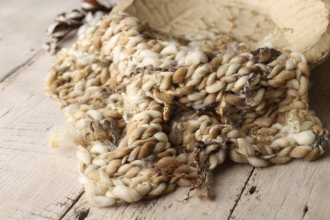 Earth Shades mini blanket | Curly/No curls