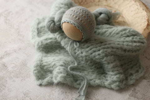 Collab: Golden Stitch Rory tieback, and/or Peach Stitch Emmie bonnet, wrap and layer set | Sea Salt {Succulent} | RTS