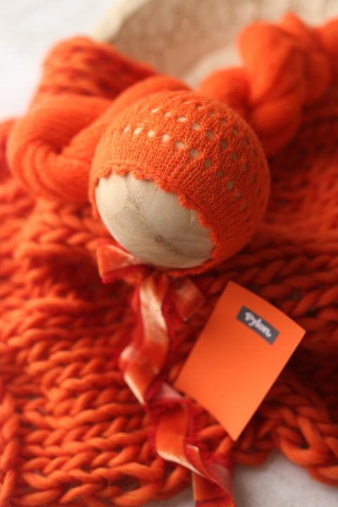 Emmie bonnet, wrap and wool layer set | {Pylon} | RTS
