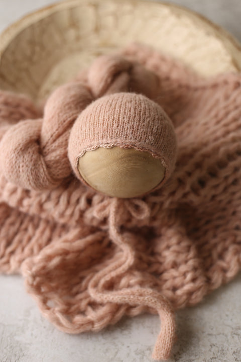 Scalloped bonnet, wrap and Breezy layer set | Pink Stone | RTS