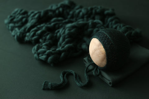 Enola bonnet, wrap, backdrop and/or Cedar chunky layer | Evergreen | RTS
