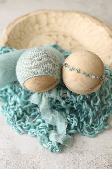 Collab: Bonnet, knit wrap, Golden Stitch Rory bow and silk layer set | Seaglass | RTS