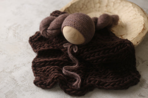 Enola bonnet, wrap and wool layer set | Chocolate | RTS